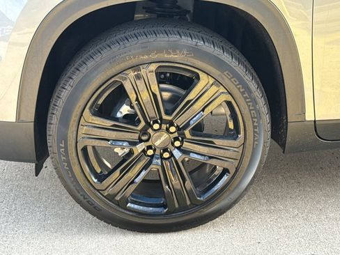 New 2026 GMC Acadia Elevation w/ Black Edition FWD image 16