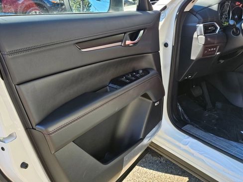 New 2025 MAZDA CX-5 Carbon Edition image 17