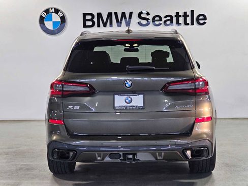 Used 2023 BMW X5 xDrive40i w/ M Sport Package image 5