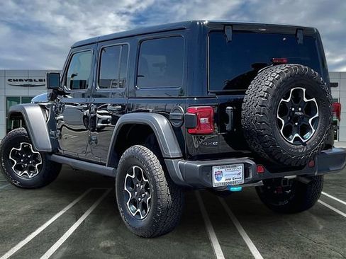 Used 2023 Jeep Wrangler Unlimited Rubicon 4xe w/ Safety Group AWD/4WD image 10