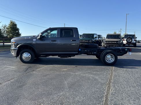 New 2025 RAM 3500 Tradesman image 8