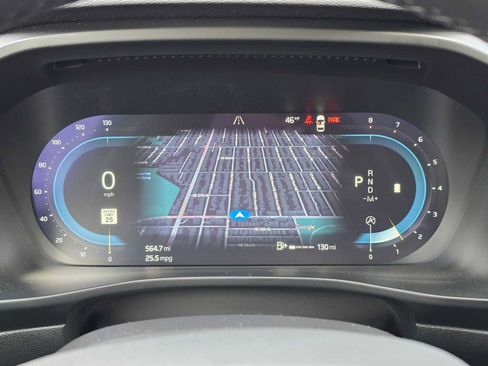 Used 2025 Volvo XC40 B5 Plus w/ Climate Package image 22