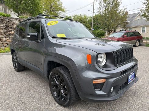 Used 2022 Jeep Renegade Altitude w/ Convenience Group AWD/4WD image 8