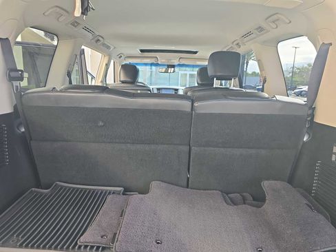 Used 2014 INFINITI QX80 image 30