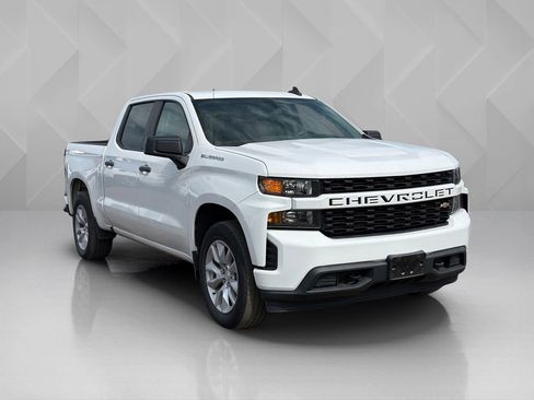 Used 2022 Chevrolet Silverado 1500 Custom RWD image 3