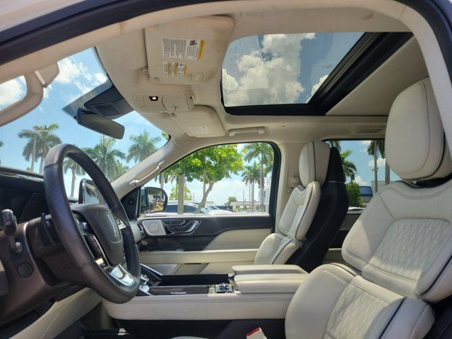 Used 2020 Lincoln Navigator Black Label w/ Cargo Convenience Package AWD/4WD image 15
