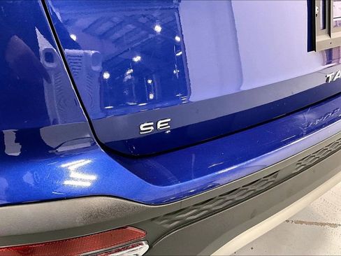 Used 2024 Volkswagen Taos SE image 40