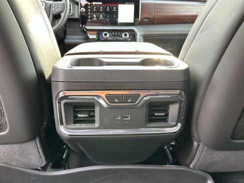 New 2026 GMC Sierra 1500 Denali Ultimate w/ LPO, Black Badging Package AWD/4WD image 14