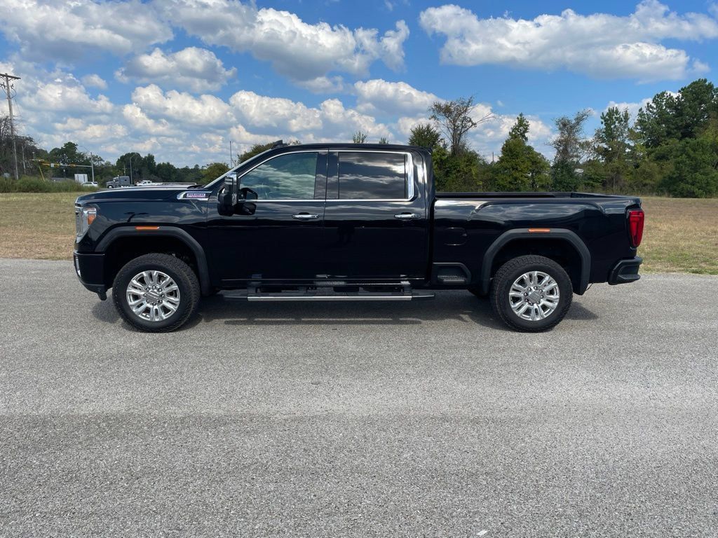 Used 2020 GMC Sierra 2500 Denali w/ Denali Ultimate Package AWD/4WD image 2