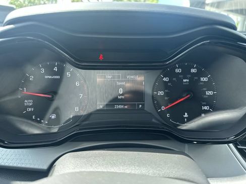 Used 2025 Chevrolet Trax LS FWD image 26