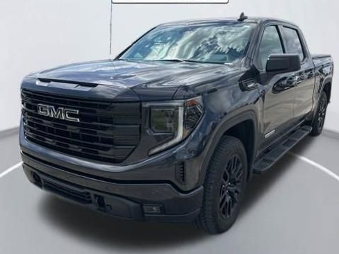 Used 2024 GMC Sierra 1500 Elevation image 2