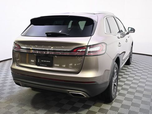 Certified 2021 Lincoln Nautilus Reserve image 6