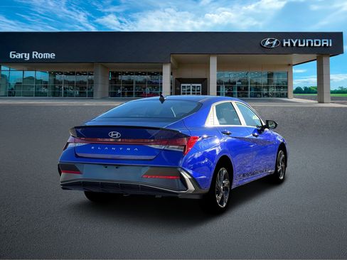 New 2026 Hyundai Elantra SEL Sport Premium w/ Cargo Package FWD image 7