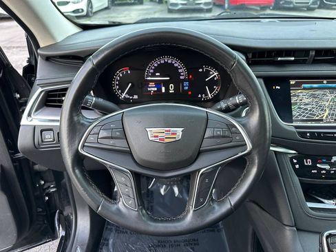 Used 2019 Cadillac XT5 Premium Luxury AWD/4WD image 41