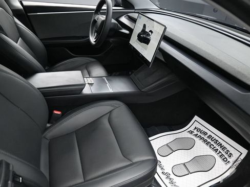 Used 2024 Tesla Model 3 Standard Range RWD image 30
