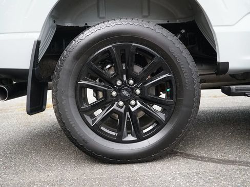 Certified 2024 Ford F150 Platinum w/ FX4 Off-Road Package AWD/4WD image 41