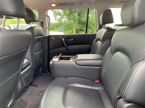 Used 2016 INFINITI QX80 4WD image 15