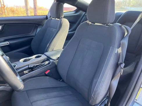 Used 2019 Ford Mustang GT w/ Black Accent Package image 9