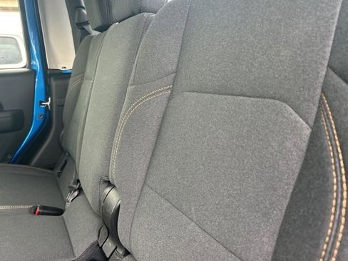 Used 2024 Jeep Gladiator Sport image 38