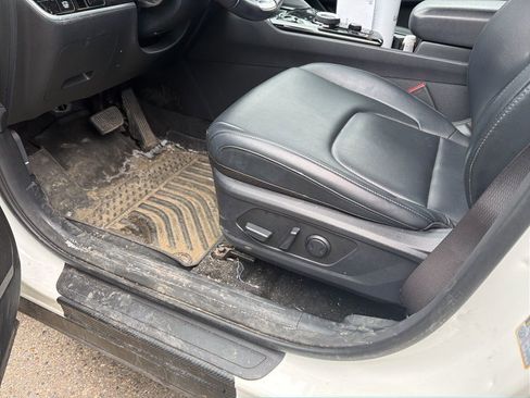 Used 2023 Kia Sportage EX image 18