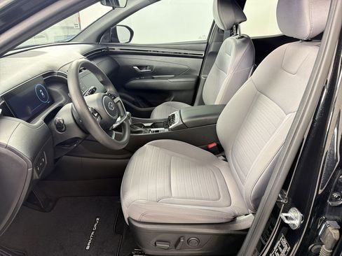 Used 2023 Hyundai Santa Cruz SEL w/ Activity Package FWD image 5
