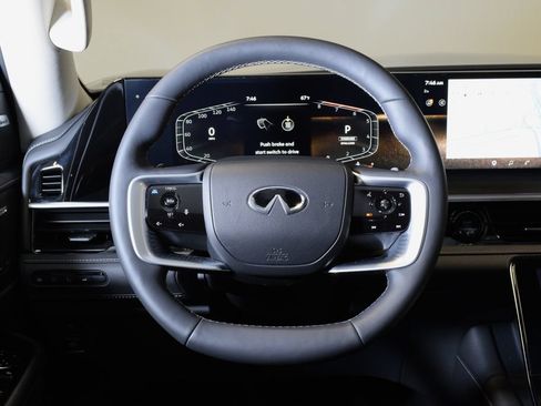 Certified 2026 INFINITI QX80 Luxe w/ Cargo Package AWD/4WD image 16