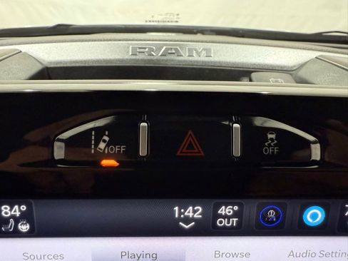 Used 2024 RAM 2500 Laramie w/ Safety Group image 36