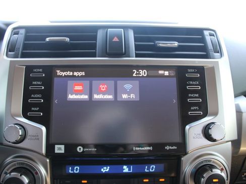 Used 2022 Toyota 4Runner Limited AWD/4WD image 49