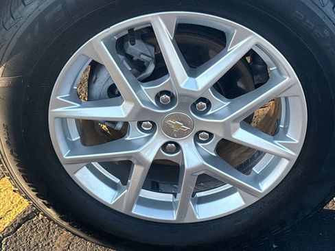 Certified 2024 Chevrolet Equinox LT AWD/4WD image 9