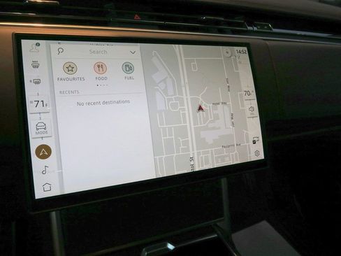 Used 2025 Land Rover Range Rover SE AWD/4WD image 29