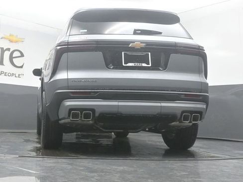 New 2026 Chevrolet Traverse LT w/ LPO, Floor Liner Package FWD image 33