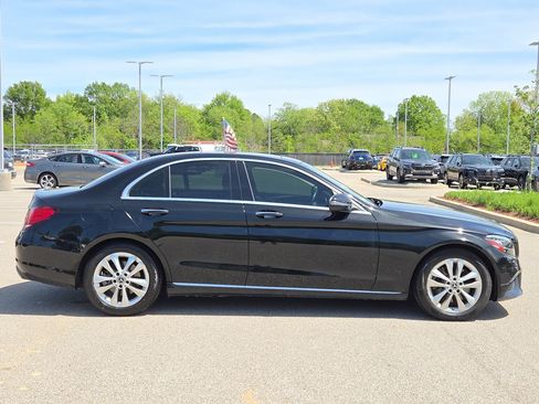 Used 2020 Mercedes-Benz C 300 Sedan image 2