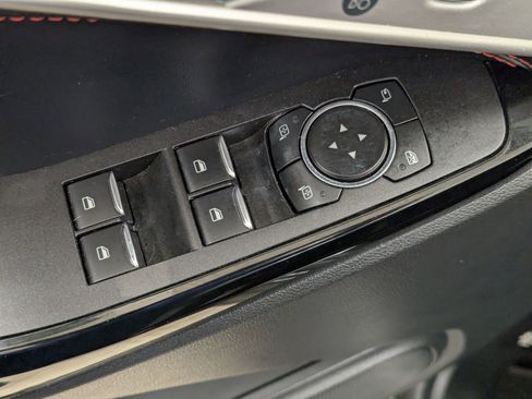 Certified 2022 Ford Explorer ST-Line image 11