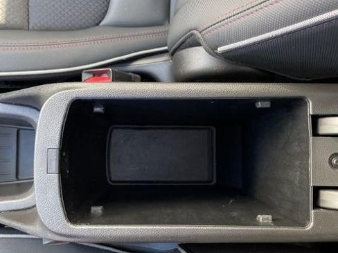 Used 2023 Chevrolet TrailBlazer RS w/ Sun and Liftgate Package image 12