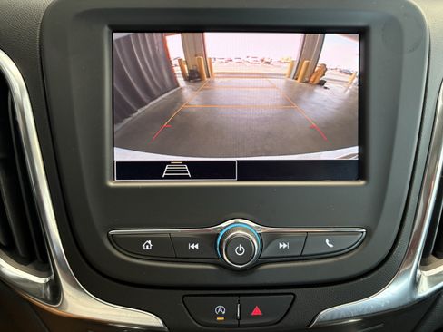 Used 2024 Chevrolet Equinox LT FWD image 15