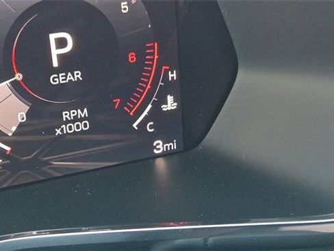 New 2026 GMC Canyon Elevation w/ Convenience Package image 12