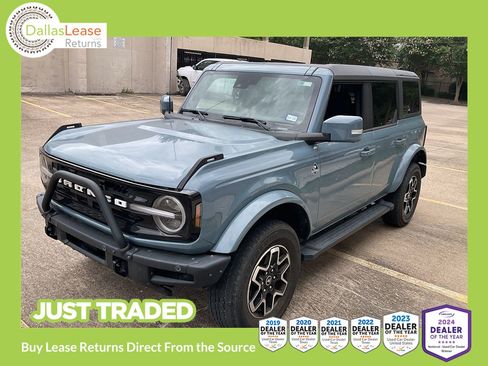 Used 2023 Ford Bronco Outer Banks AWD/4WD image 1