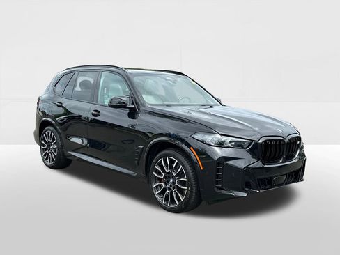 Used 2024 BMW X5 M60i w/ Climate Comfort Package image 5