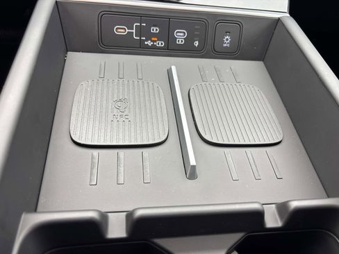 Used 2025 Hyundai Santa Fe Limited image 13