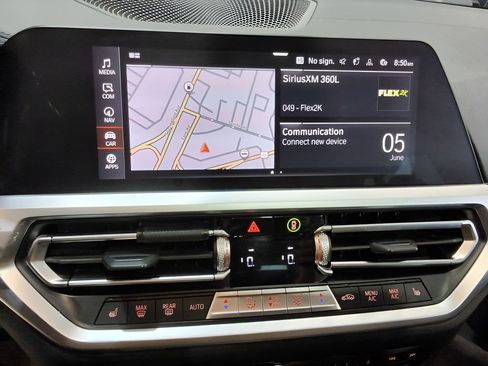 Used 2022 BMW M340i RWD image 21
