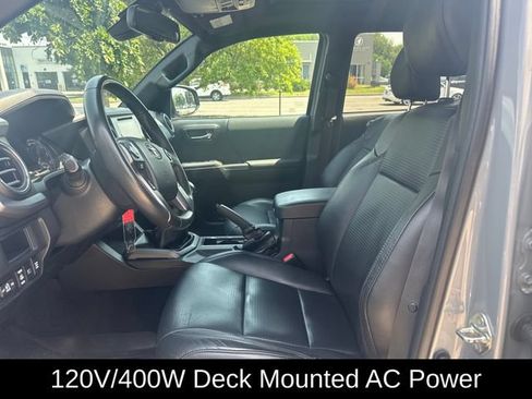 Used 2019 Toyota Tacoma TRD Off-Road w/ TRD Premium Off Road Package AWD/4WD image 15