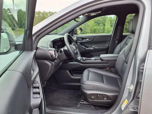 Used 2025 Chevrolet Equinox LT w/ Convenience Package II AWD/4WD image 37