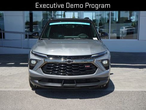 Used 2026 Chevrolet TrailBlazer RS w/ Convenience Package AWD/4WD image 3