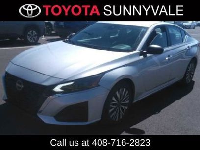 Used 2024 Nissan Altima 2.5 SV