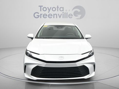 Used 2025 Toyota Camry LE w/ Convenience Package FWD image 21