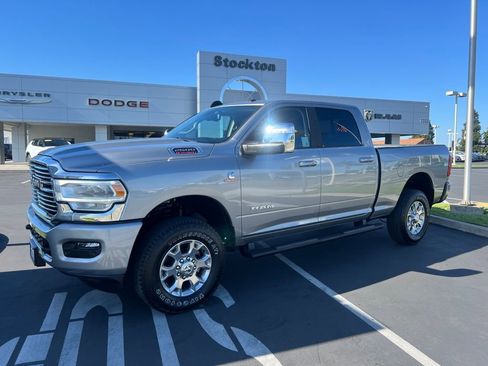 Used 2024 RAM 2500 Laramie AWD/4WD image 4