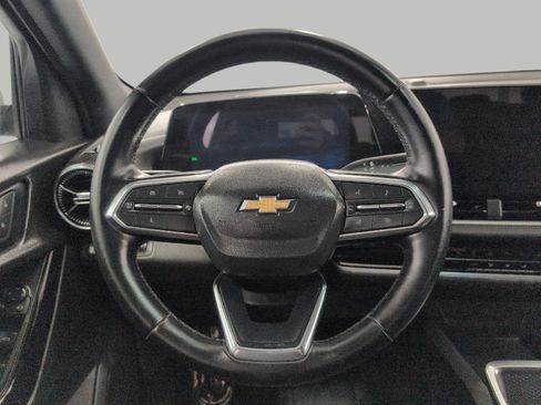Used 2025 Chevrolet Equinox LT AWD/4WD image 6