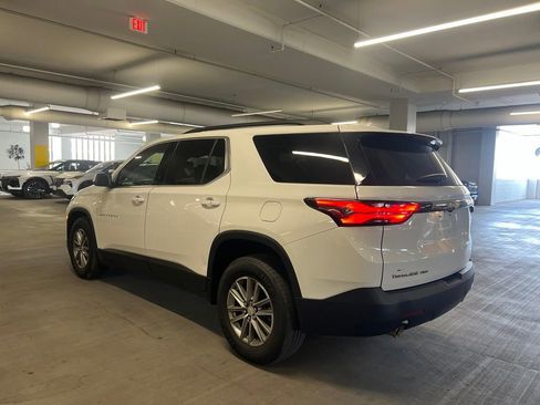 Used 2023 Chevrolet Traverse LT AWD/4WD image 7