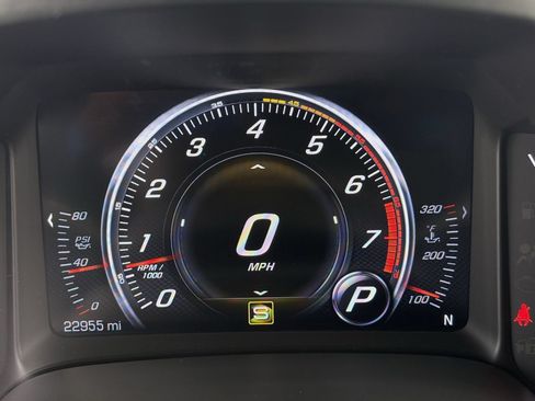 Used 2019 Chevrolet Corvette Stingray Coupe w/ 1LT RWD image 15