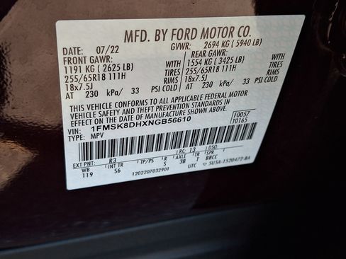 Certified 2022 Ford Explorer XLT w/ Equipment Group 202A AWD/4WD image 29